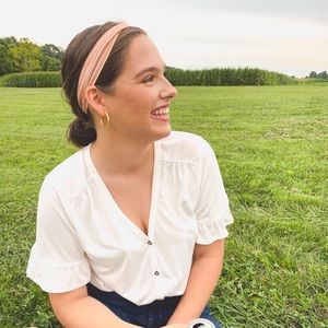 Meet your Posher, Emily